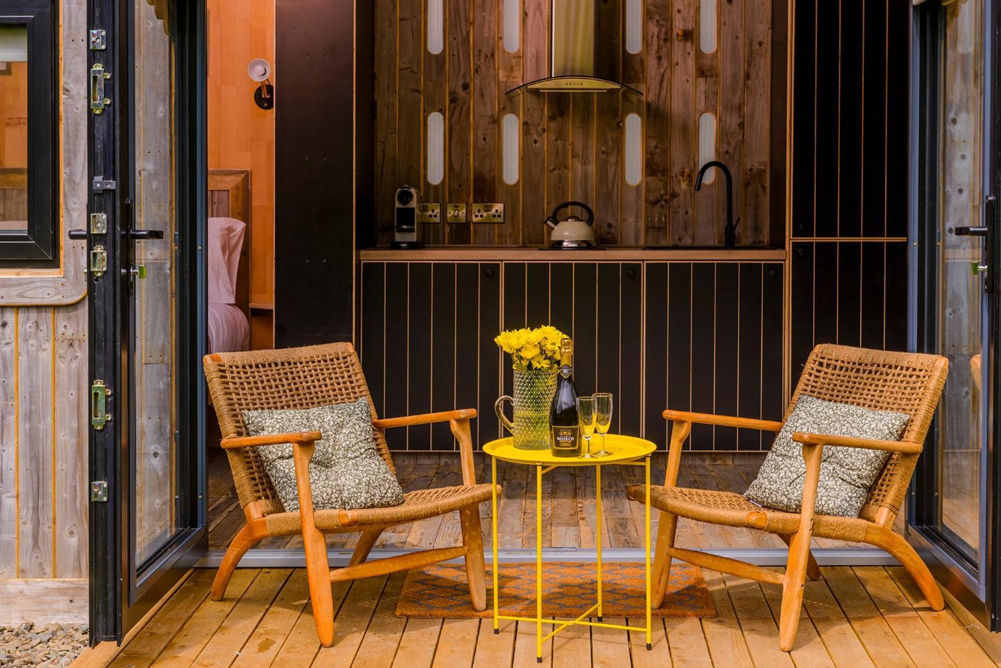 Killarney Glamping At The Grove, Suites And Lodges Exterior foto