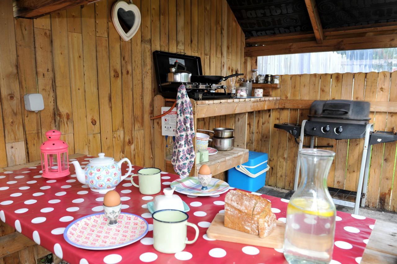 Killarney Glamping At The Grove, Suites And Lodges Exterior foto